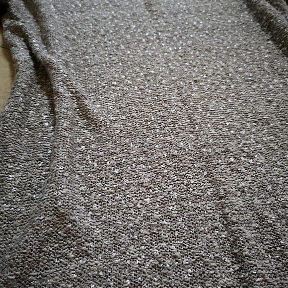 🔵3/$30 Shimmering Shirt/Sweater Pull Over - Picture 3 of 10